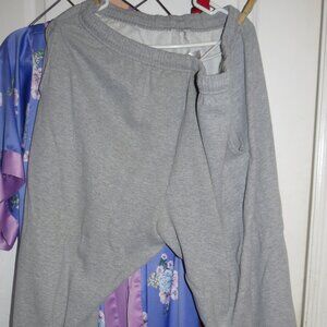 Men's 2X Fruit of the Loom Grey Sweatpants